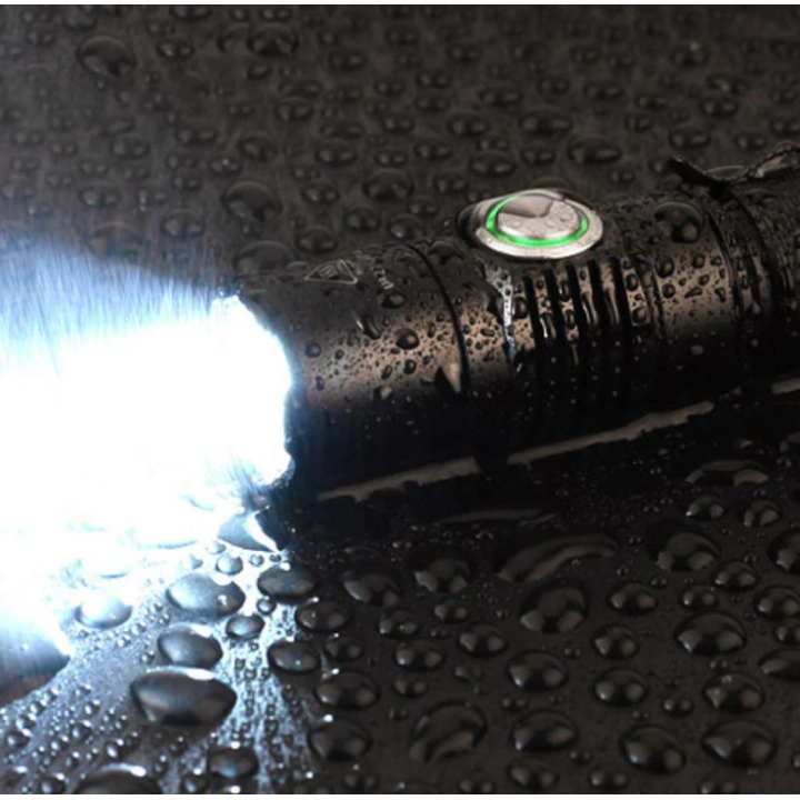 Lampe tactique de police 1200 lumens rechargeable :  Puissante