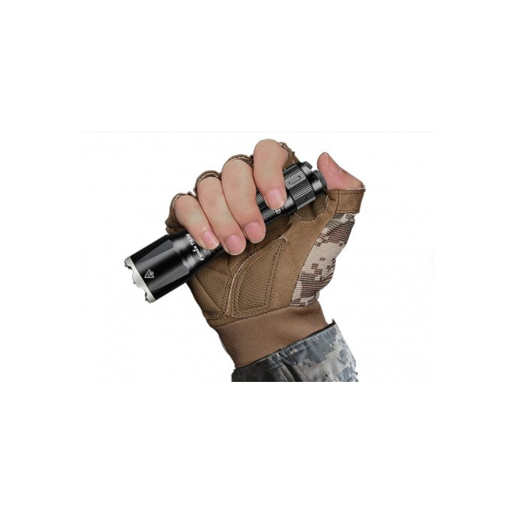 Lampe tactique rechargeable XT21X LED - 4000 lumens | KLARUS