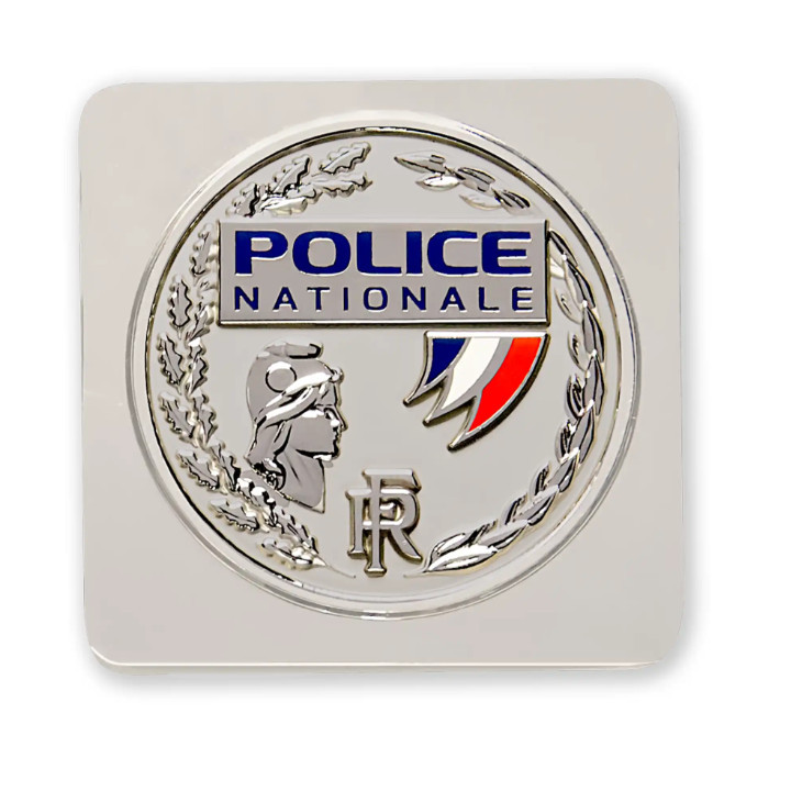 Médaille gendarmerie support carré - Portez votre fierté avec élégance